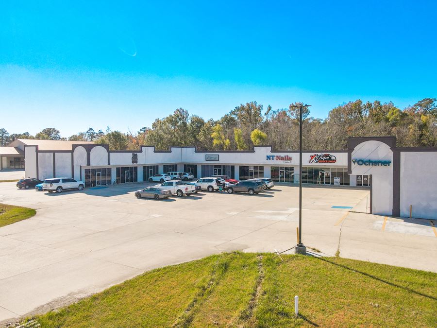 2 Suites in Visible Hwy 63 Retail Center