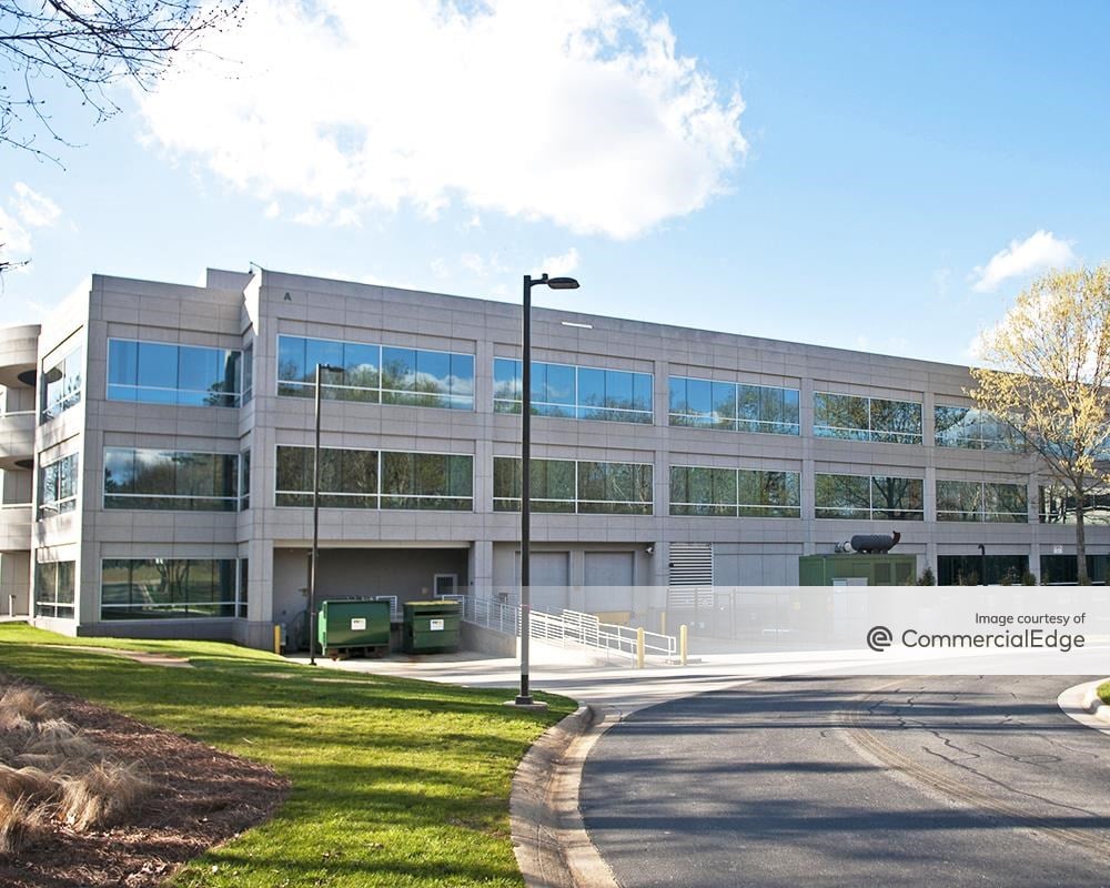 Raleigh Corporate Center - 1100 Corporate Center Drive | Office Building