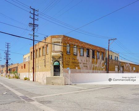 Industrial space for Rent at 2945 East 12th Street in Los Angeles