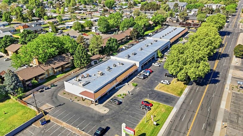 3321 W Kennewick Ave