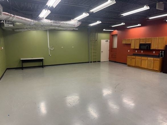 Upstairs Office Suites for Lease