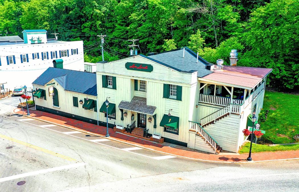 Sam Snead's Tavern