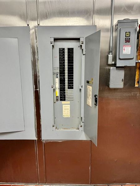 713      Space Photo Gallery 14