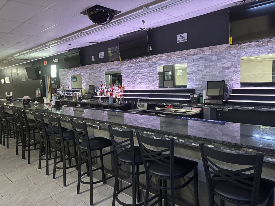 2411 N Summit St., Arkansas City