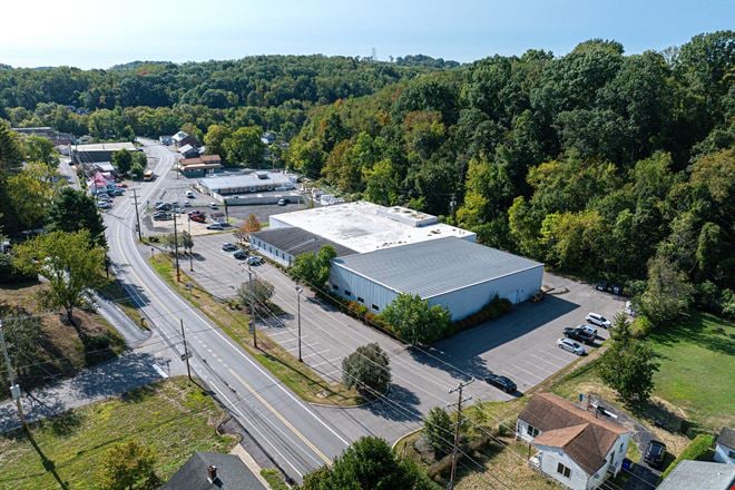 30,240 SF Industrial/Flex Building on 3.8 Acres