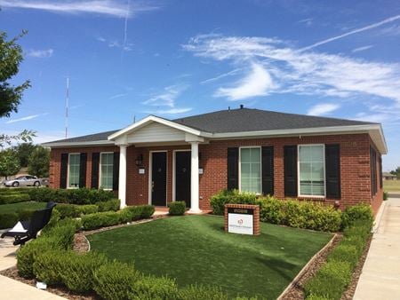 Office space for Rent at 2034 82nd St in Lubbock