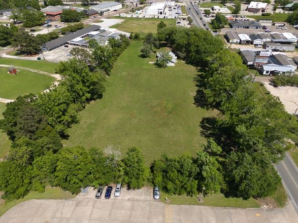 ±1.36 Acres on Florida Blvd. in Walker, LA