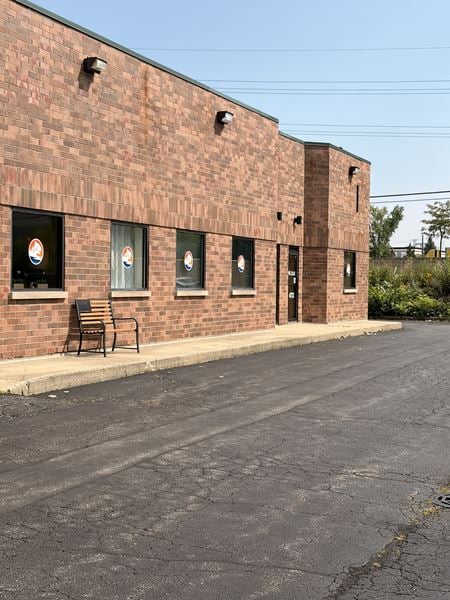 Industrial space for Rent at 472 Randy Road in Carol Stream