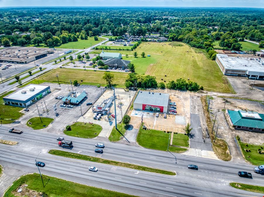 ± 9.92 AC E South Blvd
