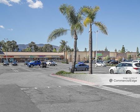 Retail space for Rent at 1540 West 6th Street in Corona