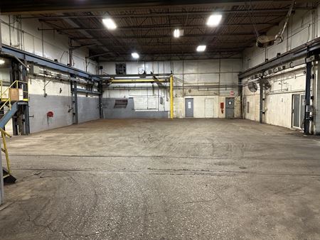 Photo of commercial space at 400 McCormick Drive in Lapeer