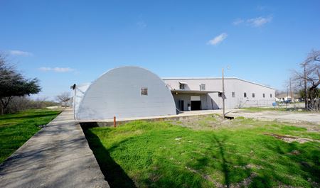 Industrial space for Rent at 601 W 2nd St in Taylor