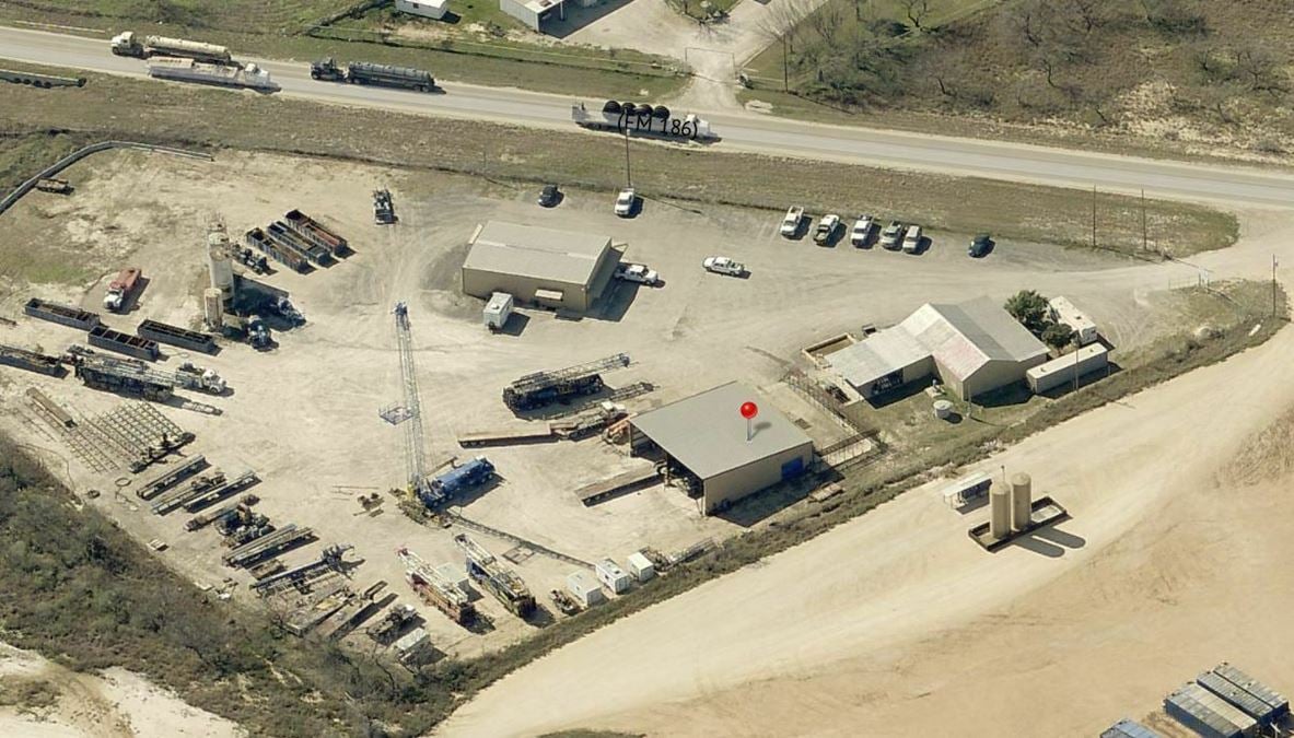 Freestanding Office with Fenced Storage Yard and Canopy Warehouses in Carrizo Springs, TX