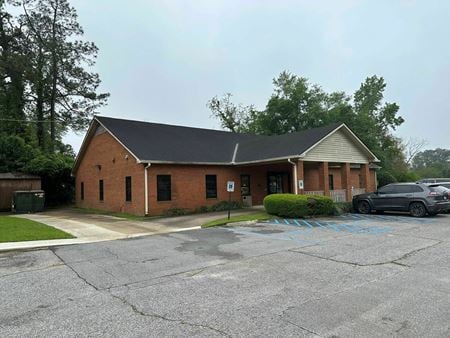 Office space for Rent at 1182 5th Street SE in Cairo