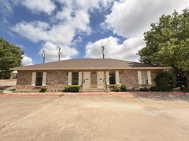 1101 & 1105 Arwine Ct