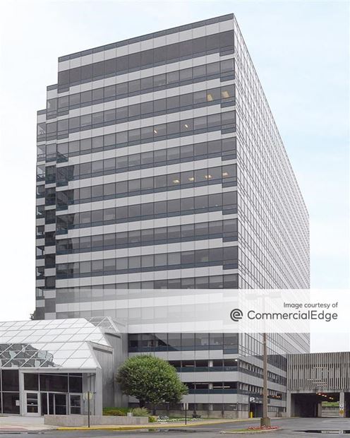 1 Stamford Plaza