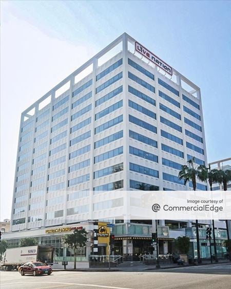 Commercial space for Rent at 7060 Hollywood Blvd. in Hollywood
