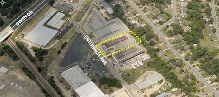 19450± SF Industrial FOR LEASE - Fayetteville