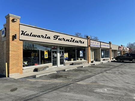 Commercial space for Rent at 82-106 E. Dundee Rd in Wheeling