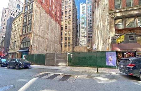 Land space for Rent at 8-10 Maiden Ln in Manhattan