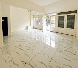 550 SF | 1314 Bergen Street | Vanilla Box Retail Office Space with Glass Frontage for Lease