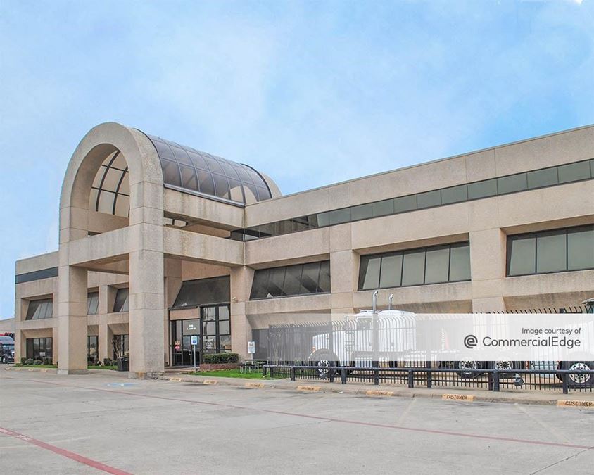 515 North Walton Walker Blvd 515 North Walton Walker Blvd