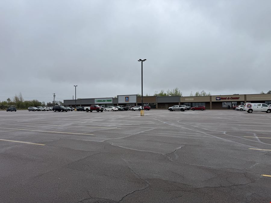 Aldi Plaza