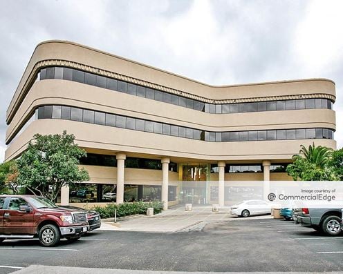 Greystone Plaza
