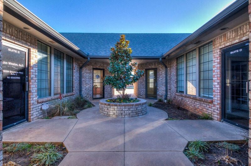 10324 Greenbriar Pl