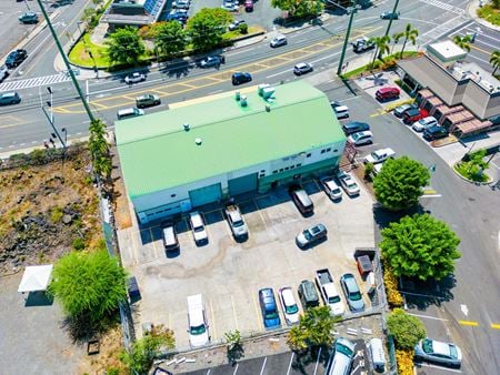 Photo of commercial space at 75 5705 Kuakini Hwy in Kailua Kona