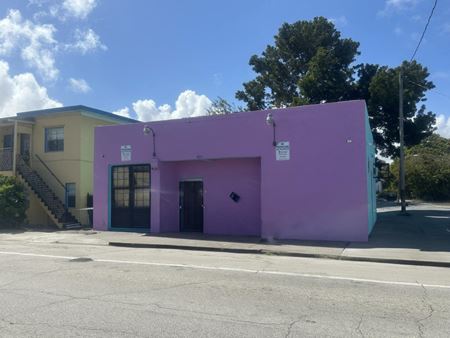 Retail space for Rent at 1011 N Tamarind Ave in West Palm Beach