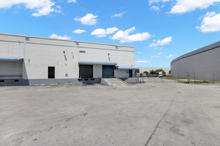 Industrial space for Rent at 2650 NW 75 Ave in Miami