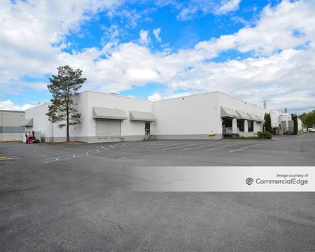 Industrial space for Rent at 616 SW 41st Street in Renton
