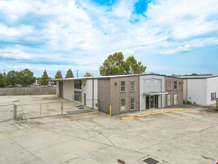 Immaculately Renovated Office Warehouse Off Airline Hwy - Prairieville
