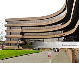 Elliott Bay Office Park