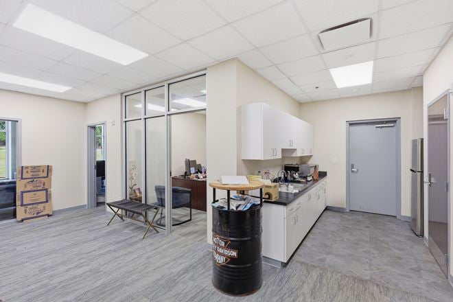 185 Exchange Logistics Park Dr