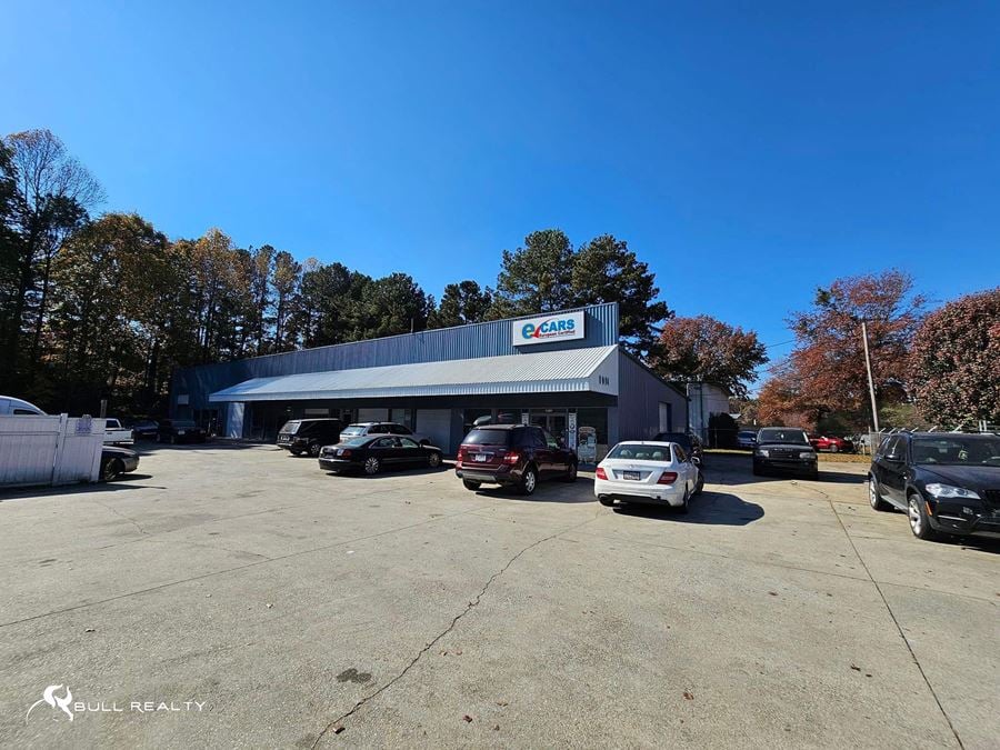 Automotive Bodyshop / Repair Facility | ±8,000 SF