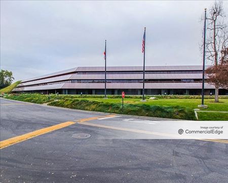 Photo of commercial space at 1 Baxter Way in Westlake Village