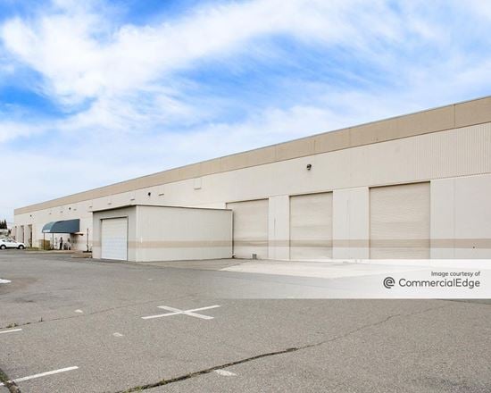 11840 Folsom Blvd.