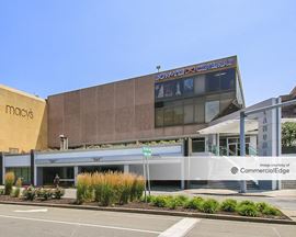 5 Landmark Square