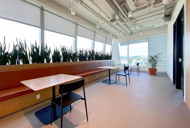 Spaces - Vancouver - 525 West 8th Avenue