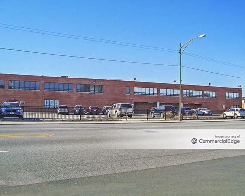 Midway Business Center - 5555-5561 South Archer Avenue