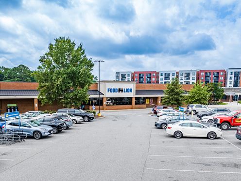 Midtown Colonial Shopping Center