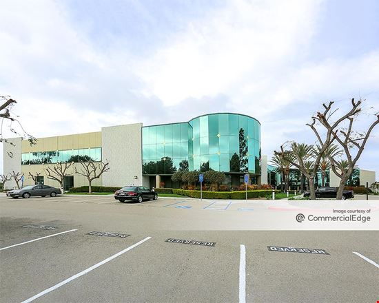 Carlsbad Oaks East