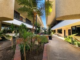 5762-5772 Bolsa Ave