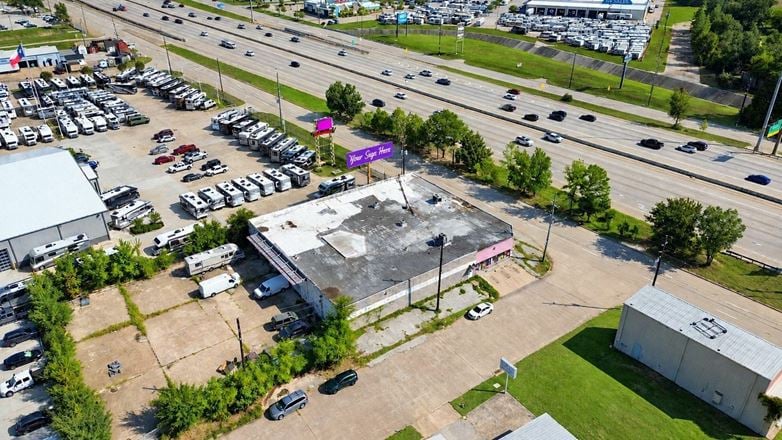 19211 Interstate 45