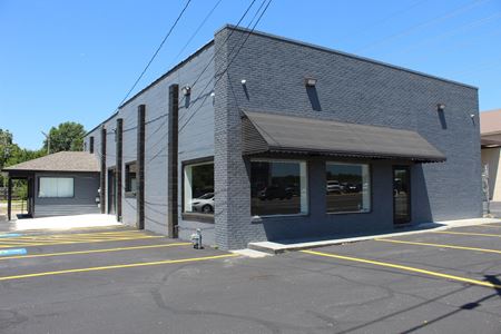 Photo of commercial space at 920 N Thompson St in Springdale