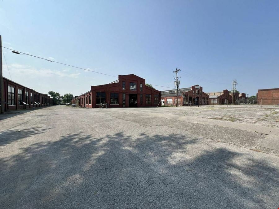 1809 & 1815 Commerce Rd, Louisville, KY