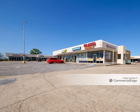 ClubHill Shopping Center