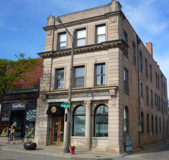 1811 St. Johns Ave, Highland Park, IL